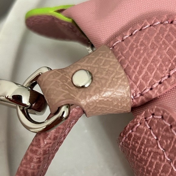 Crossbody leather strap set to transform bags or pouches, brown/silver hardware - Picture 10 of 10